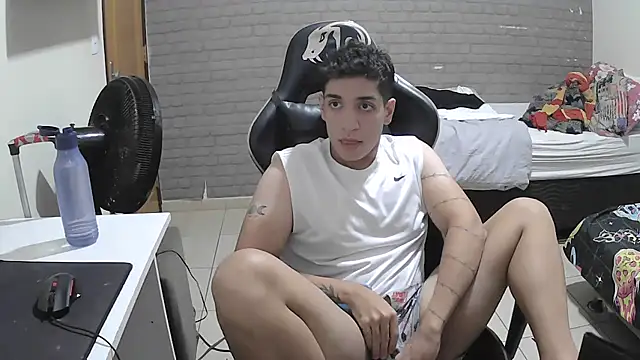 Snapshot of brancooodonto chatting on October 23, 2025, 12:31 am brancooodonto online show from October 23, 2025, 12:31 am