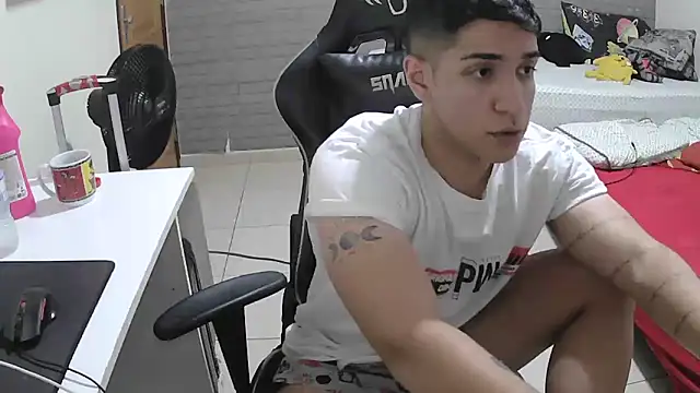 Snapshot of brancooodonto chatting on November 3, 2025, 12:27 am brancooodonto online show from November 3, 2025, 12:27 am