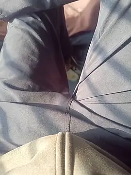 Delhi BoyBigcock online show from December 16, 2025, 4:17 am