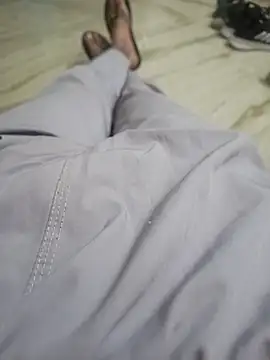 Delhi BoyBigcock online show from November 7, 2025, 7:29 pm