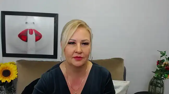 DianaLive online show from February 26, 2025, 7:12 am