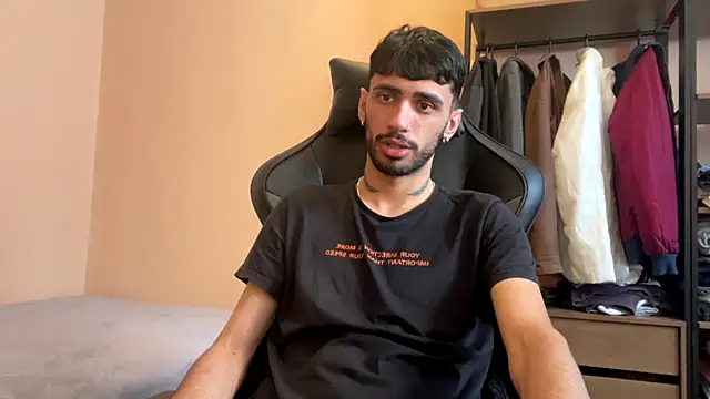 Snapshot of iendriw chatting on November 10, 2025, 10:53 am iendriw online show from November 10, 2025, 10:53 am