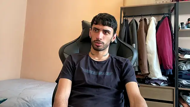 Snapshot of iendriw chatting on October 29, 2025, 5:01 pm iendriw online show from October 29, 2025, 5:01 pm