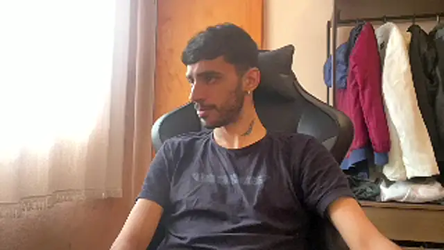 Snapshot of iendriw chatting on October 2, 2025, 12:19 pm iendriw online show from October 2, 2025, 12:19 pm