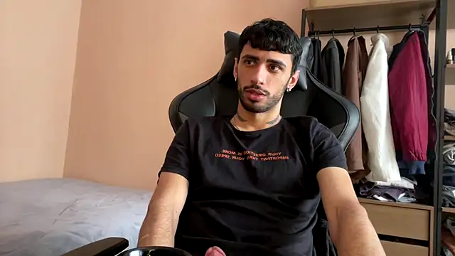 Snapshot of iendriw chatting on October 31, 2025, 2:13 pm iendriw online show from October 31, 2025, 2:13 pm