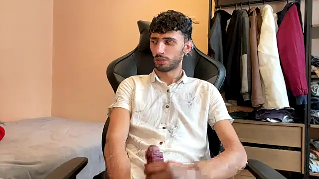 iendriw online show from November 28, 2025, 11:21 am