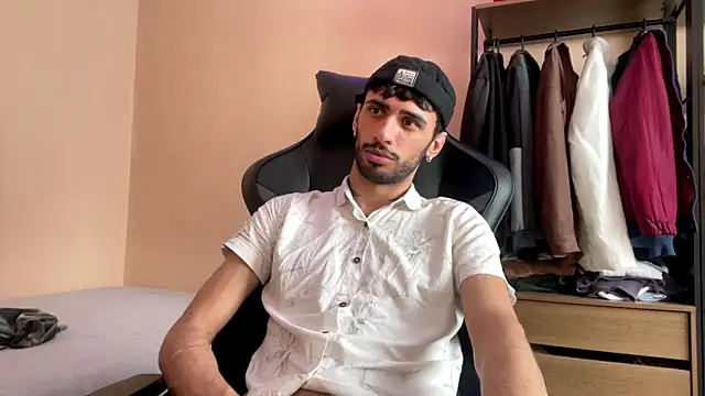 Snapshot of iendriw chatting on October 26, 2025, 1:11 pm iendriw online show from October 26, 2025, 1:11 pm