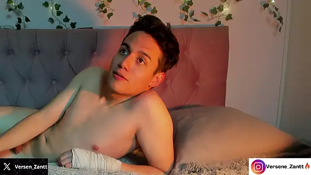 Snapshot of Versene_Zantt chatting on March 13, 2025, 3:39 pm Versene Zantt online show from March 13, 2025, 3:39 pm