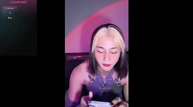 Snapshot of 888888zzzz chatting on March 5, 2025, 11:38 am 888888zzzz online show from March 5, 2025, 11:38 am