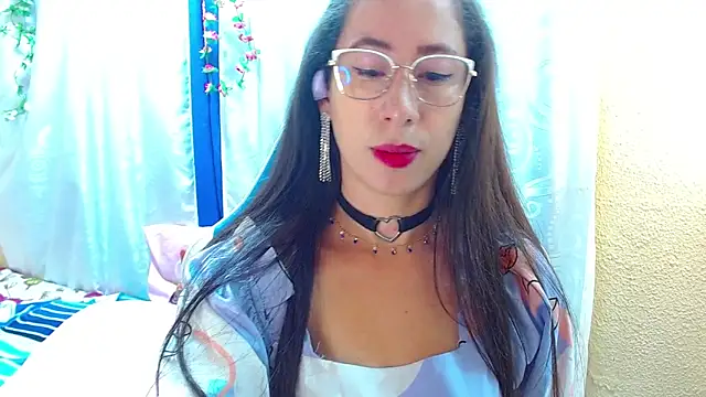 Snapshot of Gia_leinn chatting on November 5, 2025, 1:47 pm Gia leinn online show from November 5, 2025, 1:47 pm