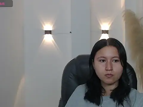 Snapshot of xoxo_kiitty chatting on December 3, 2025, 12:15 pm xoxo kiitty online show from December 3, 2025, 12:15 pm