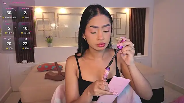 ChloeMoon9 online show from October 10, 2025, 12:28 pm