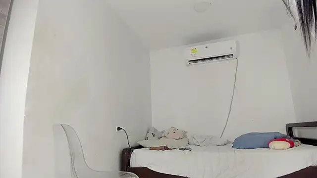 Snapshot of flor_herrera01 chatting on March 10, 2025, 9:51 pm flor herrera01 online show from March 10, 2025, 9:51 pm