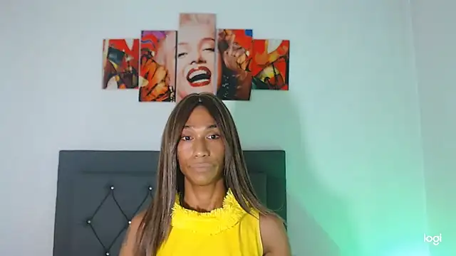 Snapshot of red_veltet chatting on April 7, 2026, 7:10 am red veltet online show from April 7, 2026, 7:10 am