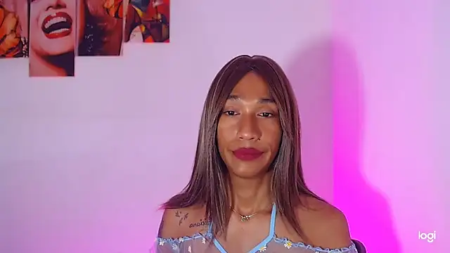 Snapshot of red_veltet chatting on September 30, 2025, 11:33 pm red veltet online show from September 30, 2025, 11:33 pm