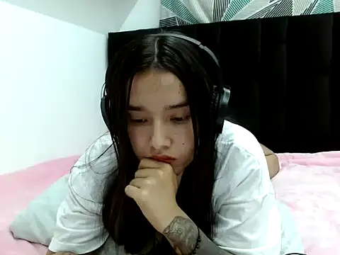  luna 777 online show from September 30, 2025, 2:28 am