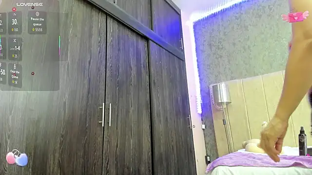 Snapshot of ava-am chatting on February 11, 2026, 2:00 am ava-am online show from February 11, 2026, 2:00 am