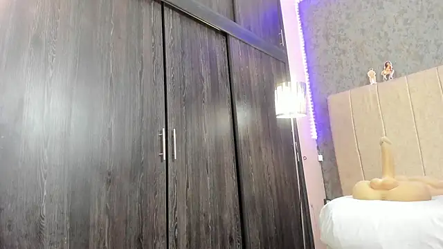 Snapshot of ava-am chatting on January 8, 2026, 1:33 am ava-am online show from January 8, 2026, 1:33 am