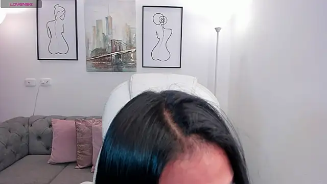 Snapshot of Ivyy_Moon_ chatting on February 27, 2026, 5:40 am Ivyy Moon online show from February 27, 2026, 5:40 am