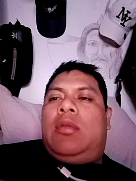 Snapshot of flaco16 chatting on December 17, 2025, 6:29 am flaco16 online show from December 17, 2025, 6:29 am