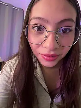 Snapshot of Dirty-Bunnyyy chatting on April 28, 2026, 3:11 am Dirty-Bunnyyy online show from April 28, 2026, 3:11 am