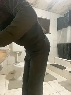 rogerdik76 online show from March 3, 2026, 6:20 am