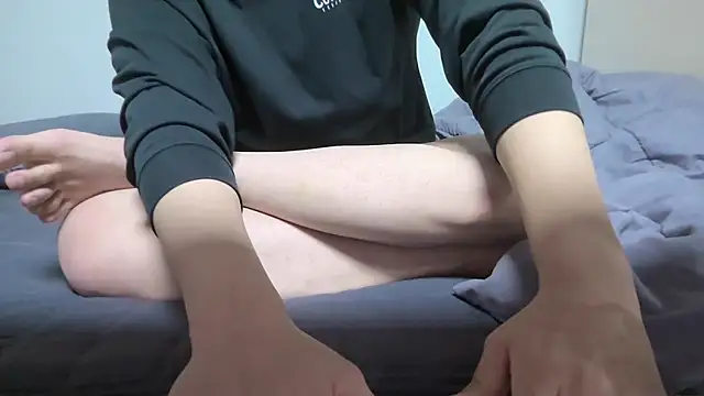 Snapshot of fat_korean chatting on March 19, 2025, 1:07 pm fat korean online show from March 19, 2025, 1:07 pm