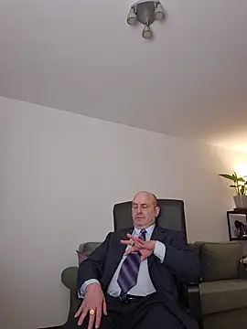 masterboy50 online show from December 18, 2025, 8:56 pm