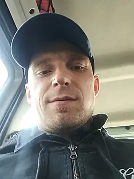 Snapshot of great_feeling chatting on March 22, 2025, 2:03 pm great feeling online show from March 22, 2025, 2:03 pm