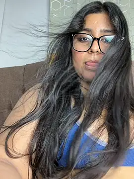 Snapshot of virginbrunette99 chatting on June 6, 2026, 6:18 am virginbrunette99 online show from June 6, 2026, 6:18 am