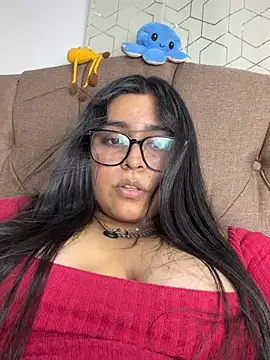 Snapshot of virginbrunette99 chatting on June 4, 2026, 5:34 am virginbrunette99 online show from June 4, 2026, 5:34 am
