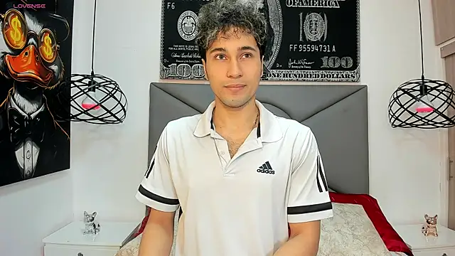 Snapshot of buddy_whitte chatting on December 16, 2025, 12:31 pm buddy whitte online show from December 16, 2025, 12:31 pm