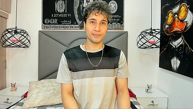 Snapshot of buddy_whitte chatting on December 15, 2025, 12:11 pm buddy whitte online show from December 15, 2025, 12:11 pm