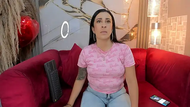 Snapshot of Bella_williamss_ chatting on February 4, 2026, 7:42 pm Bella williamss online show from February 4, 2026, 7:42 pm