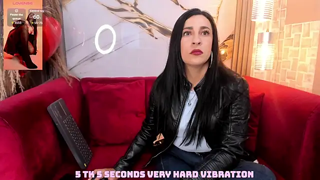 Snapshot of Bella_williamss_ chatting on December 20, 2025, 7:50 pm Bella williamss online show from December 20, 2025, 7:50 pm