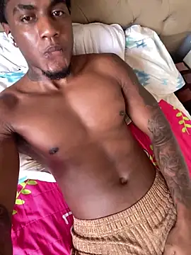 LOGAN DRAKE online show from March 3, 2025, 7:17 pm