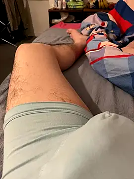 zou 9997 online show from December 3, 2025, 12:55 am