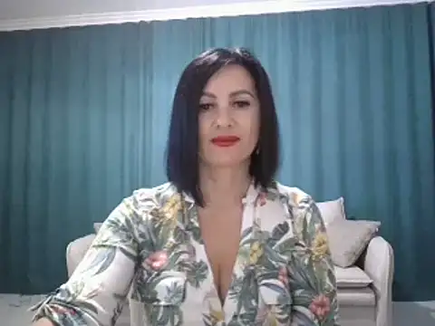 Snapshot of Rosa_Angie chatting on March 5, 2025, 3:18 am Rosa Angie online show from March 5, 2025, 3:18 am