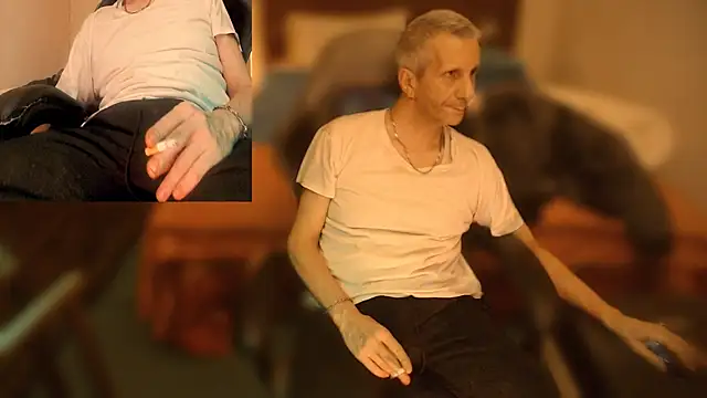 maxdaddy690 online show from January 2, 2025, 9:07 pm