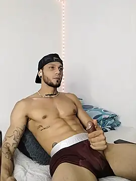 Snapshot of morenosiam chatting on March 16, 2026, 5:44 am morenosiam online show from March 16, 2026, 5:44 am