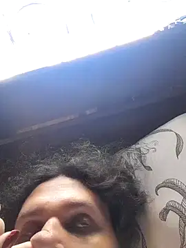 Snapshot of daimarilia chatting on March 18, 2025, 7:33 pm daimarilia online show from March 18, 2025, 7:33 pm