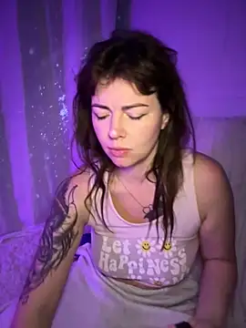 NaughtyLittleVeteran online show from December 15, 2025, 8:09 am