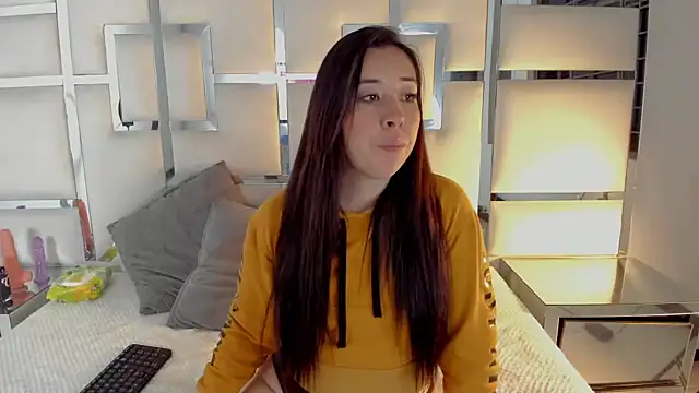 Celeste X online show from November 28, 2025, 4:23 am