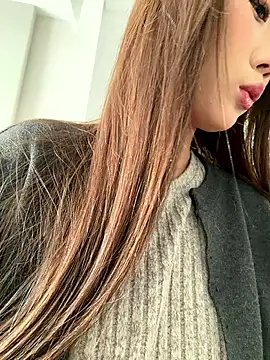 Snapshot of Xiaoxia-Baby chatting on April 8, 2026, 4:03 am Xiaoxia-Baby online show from April 8, 2026, 4:03 am