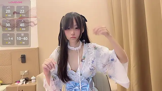 Snapshot of Xiaoxia-Baby chatting on March 9, 2025, 9:35 am Xiaoxia-Baby online show from March 9, 2025, 9:35 am