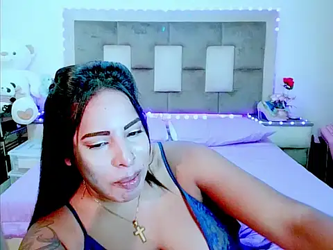 Snapshot of indiantopaz694u chatting on June 3, 2026, 2:33 pm indiantopaz694u online show from June 3, 2026, 2:33 pm