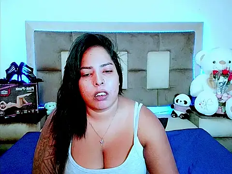 Snapshot of indiantopaz694u chatting on February 15, 2026, 5:30 am indiantopaz694u online show from February 15, 2026, 5:30 am