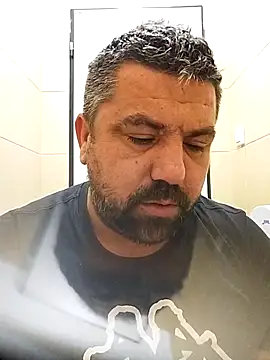 Snapshot of Alexander18edd chatting on October 2, 2025, 10:40 am Alexander18edd online show from October 2, 2025, 10:40 am