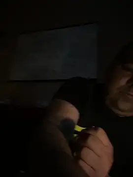 Snapshot of Alexander18edd chatting on September 15, 2025, 4:35 am Alexander18edd online show from September 15, 2025, 4:35 am