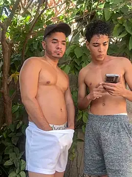 Snapshot of twinks_28 chatting on May 28, 2026, 12:00 pm twinks 28 online show from May 28, 2026, 12:00 pm